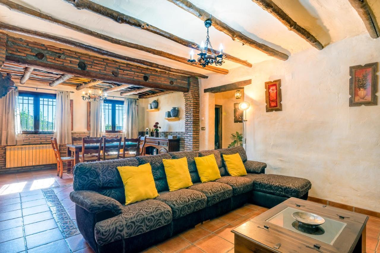 Cortijo La Loma De La Alpujarra Villa Pitres ภายนอก รูปภาพ