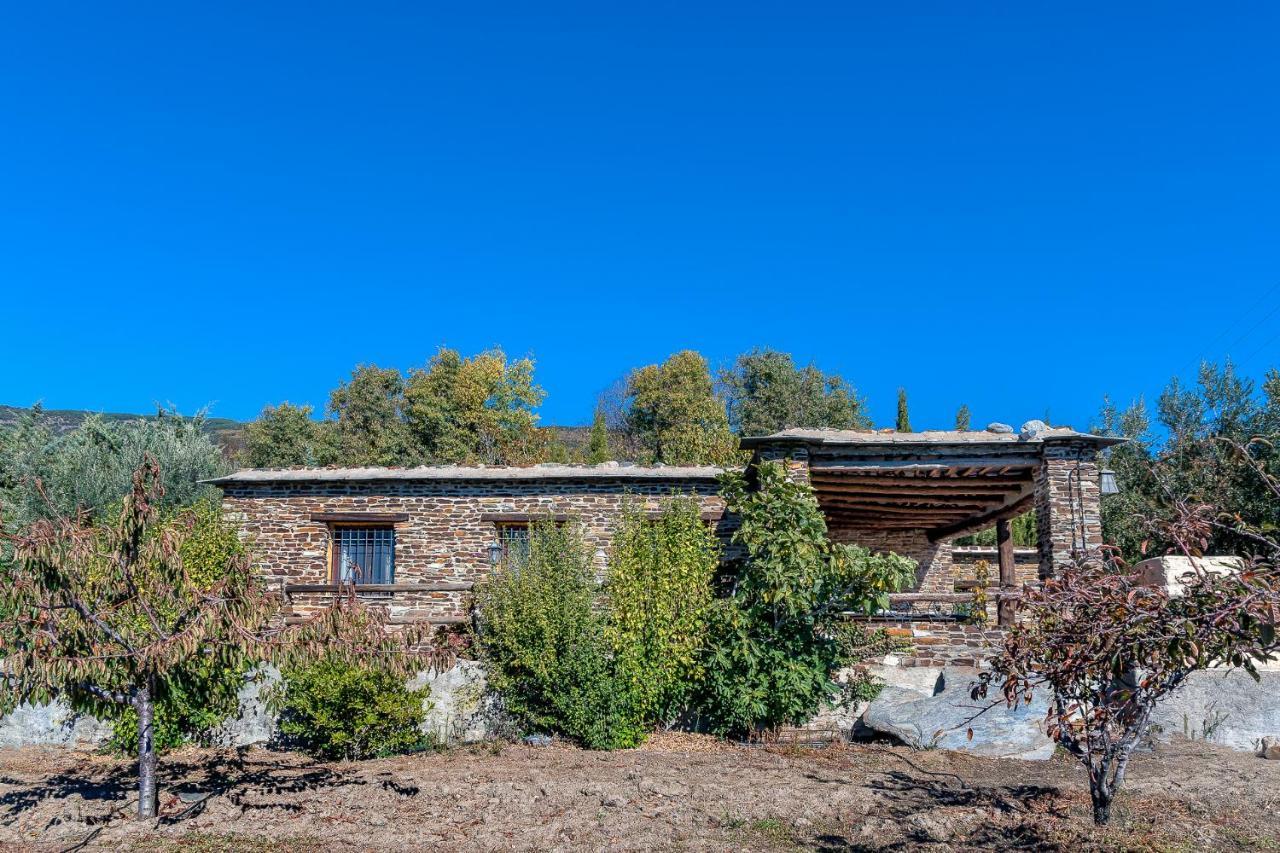 Cortijo La Loma De La Alpujarra Villa Pitres ภายนอก รูปภาพ