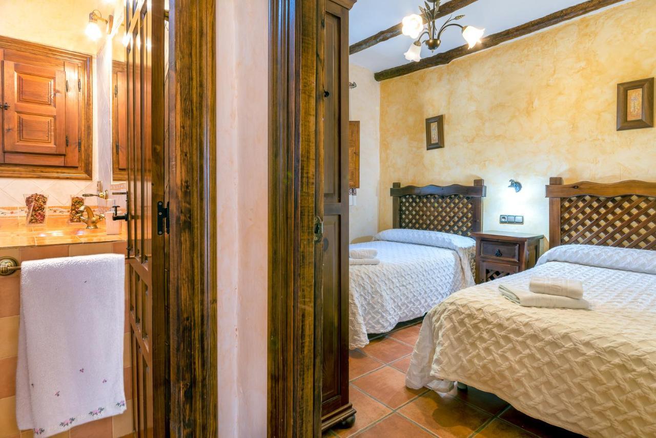 Cortijo La Loma De La Alpujarra Villa Pitres ภายนอก รูปภาพ