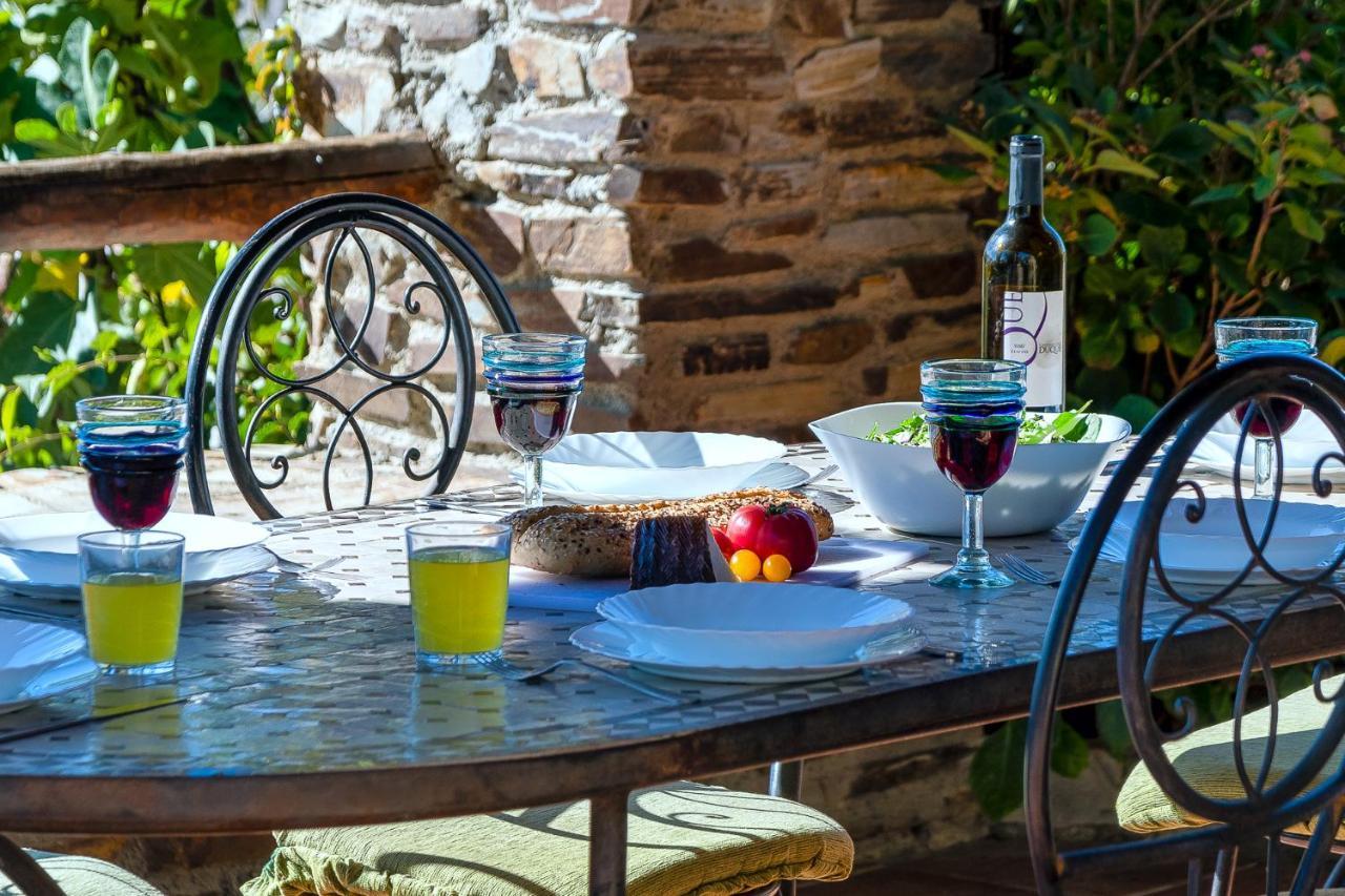 Cortijo La Loma De La Alpujarra Villa Pitres ภายนอก รูปภาพ