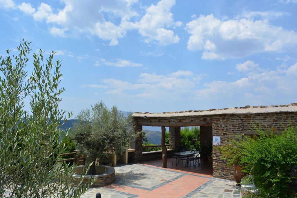 Cortijo La Loma De La Alpujarra Villa Pitres ภายนอก รูปภาพ
