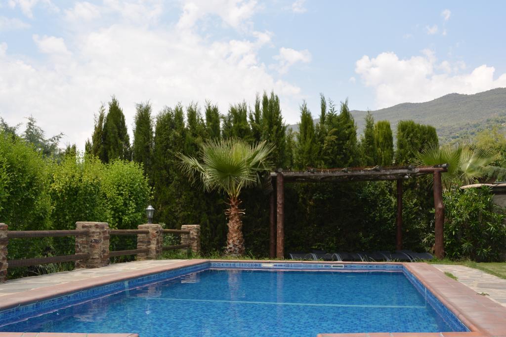 Cortijo La Loma De La Alpujarra Villa Pitres ภายนอก รูปภาพ